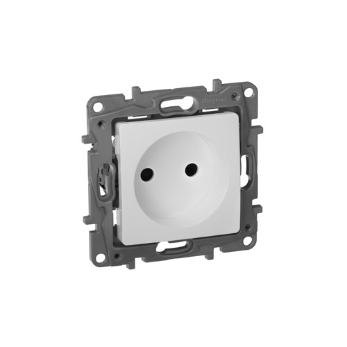 Розетка Legrand ETIKA без заземления со шторками 16А 250В