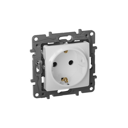 ������� Legrand ETIKA � �����������