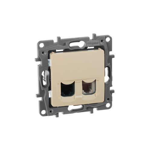 Розетка Legrand ETIKA телефонная+компьютерная RJ11+RJ45 категория 5e UTP Розетка Legrand ETIKA телефонная+компьютерная RJ11+RJ45 категория 5e UTP